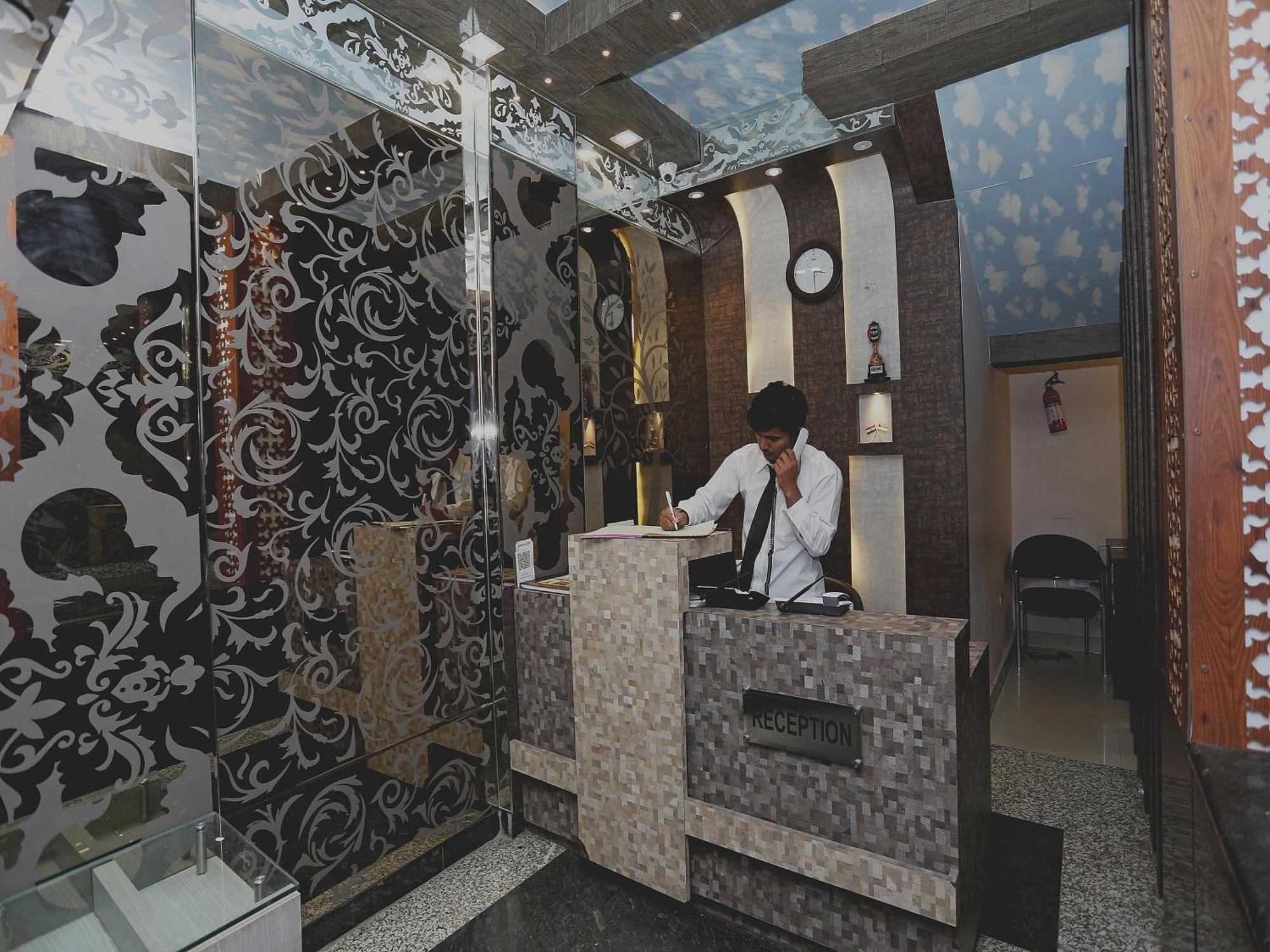 Kamat Inn Patna  Extérieur photo